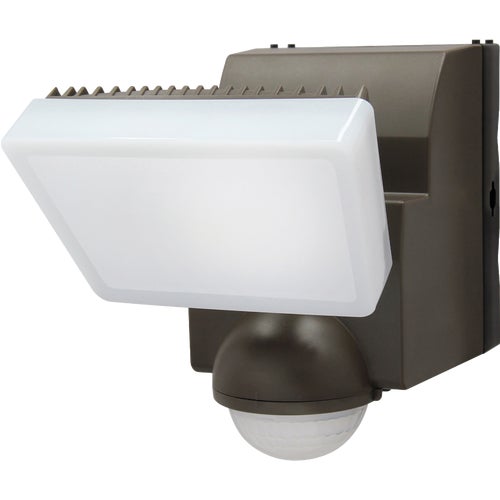 LB-1850-BZ IQ America LED Motion Sensing Battery Operated Security Light Fixture